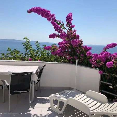 Διαμέρισμα Mirakul *