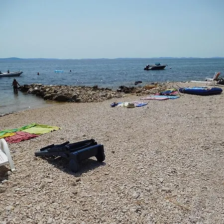 Mirakul アパート *