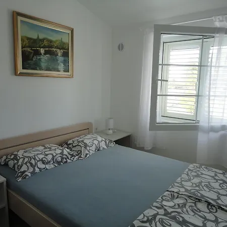 Mirakul Διαμέρισμα Vir